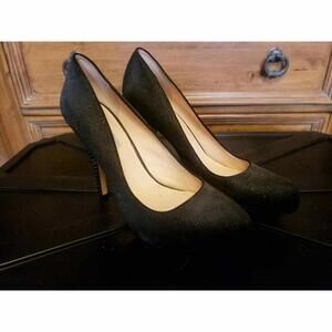 LKWN Worn once INC Black leather textured w unique studded 5 inch heel 10 M